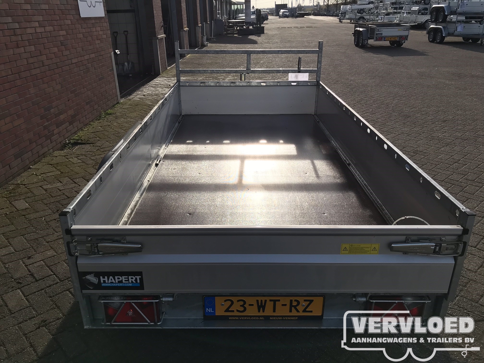 Hapert Azure L2 Aluminium - Vervloed Aanhangwagens & Trailers B.V.